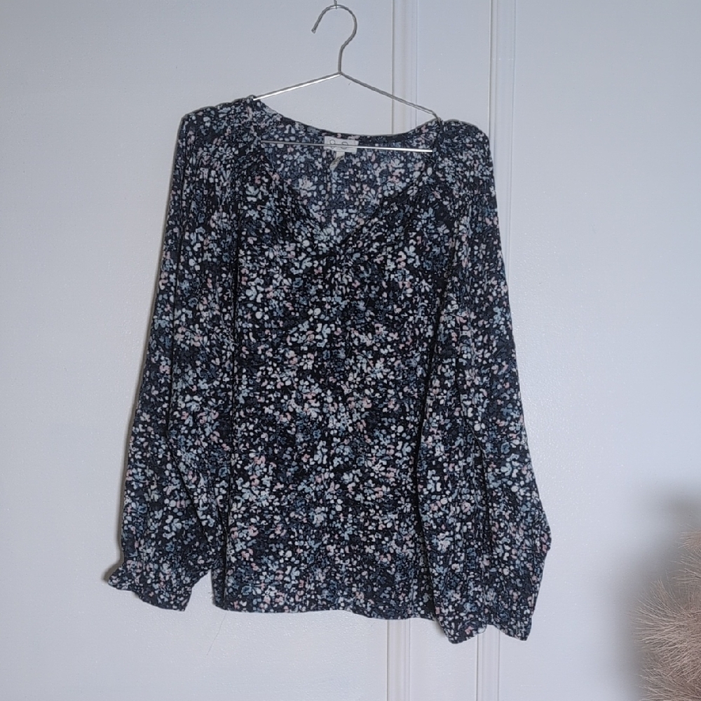 Jessica Simpson Black Floral Long-Sleeve V-Neck Blouse